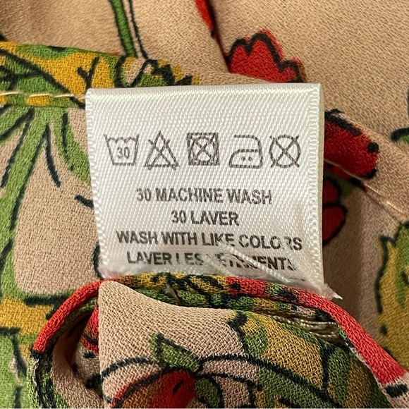 LET IT BE NWOT Sleeveless Floral Blouse - Picture 5 of 5